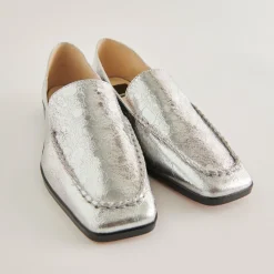 BENY FLATS SILVER DISTRESSED LEATHER