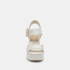 BOBBY PEARL HEELS WHITE PEARLS