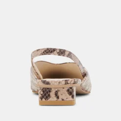 BYANCA FLATS SAND EMBOSSED LEATHER