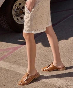 HIPPIE FLATS TAN CRINKLE PATENT