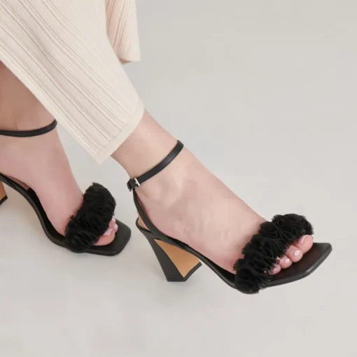 IESHA HEELS BLACK LEATHER