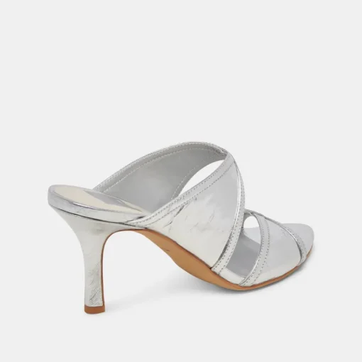 MANDEL HEELS SILVER CRINKLE PATENT