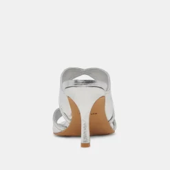 MANDEL HEELS SILVER CRINKLE PATENT