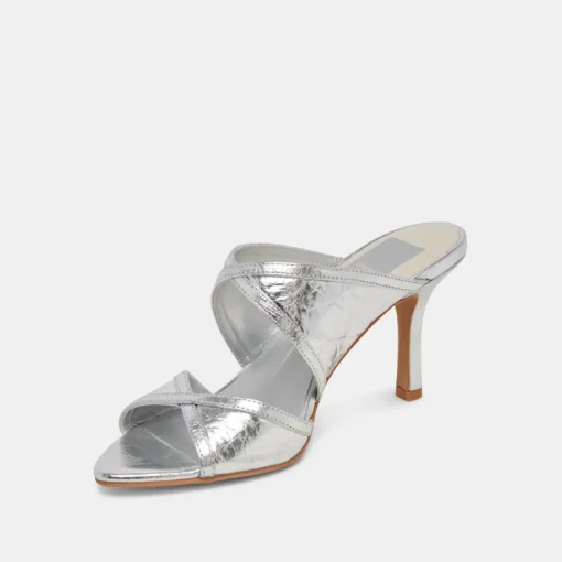 MANDEL HEELS SILVER CRINKLE PATENT