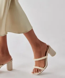 NOEL HEELS VANILLA PEARLS