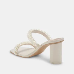 NOEL HEELS VANILLA PEARLS