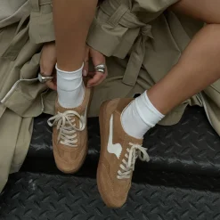 NOTICE SNEAKERS BROWN SUEDE
